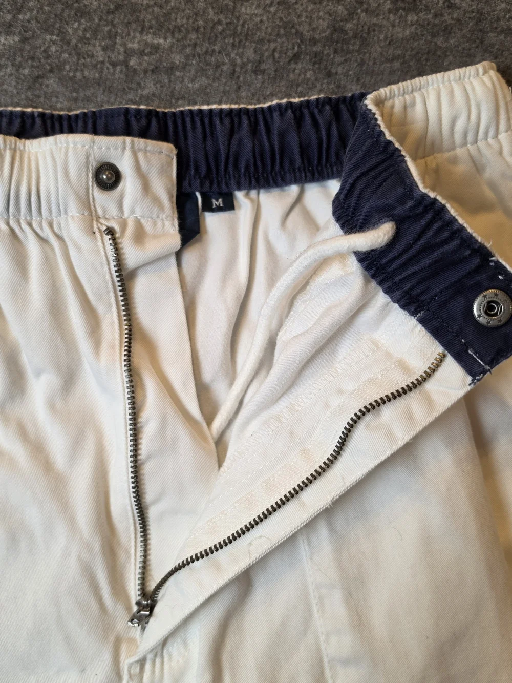 Polo Ralph Lauren Mens Shorts Medium Cream Elastic-Waist Preppy Sporty Travel
